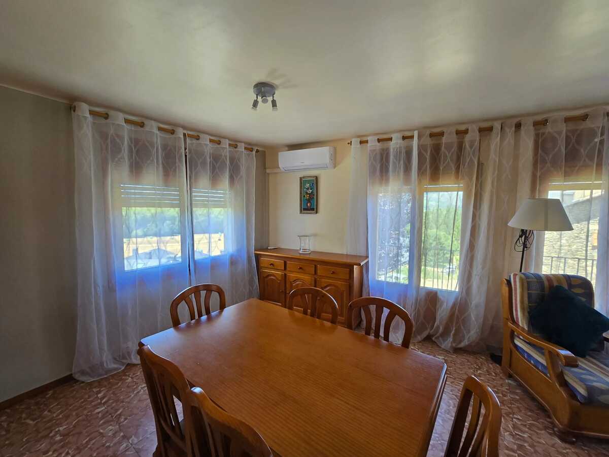 Appartement 4 pers. à Escadarcs, balcon vue montagnes - Photo 4