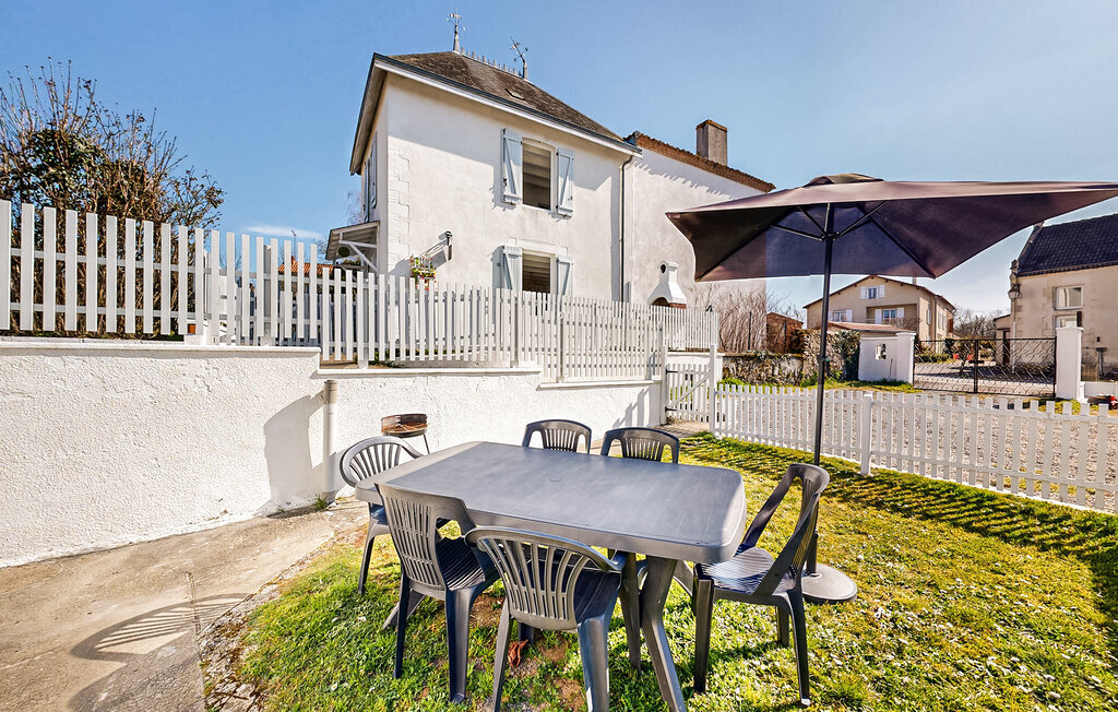 Maison 6 pers. avec jardin clôturé à Oradour-Fanais - Photo 2