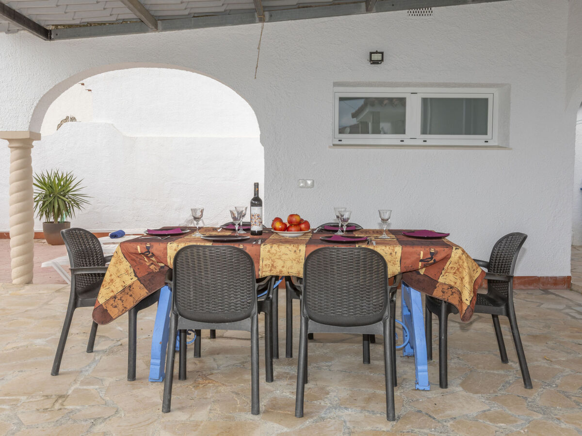 Villa Junqué-Verdure avec piscine à Miami Platja - Photo 17