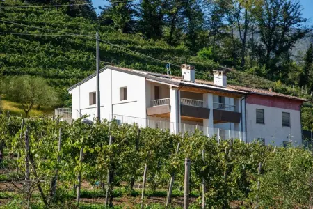 Location appartement à Farra di Soligo, Duplex élégant à Verbania