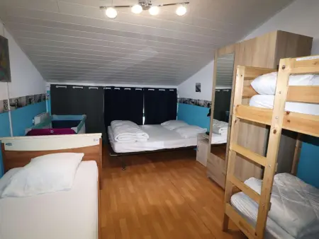 Duplex 6 pers, 2 chambres, clim et parking au Grau-du-Roi : photo 9