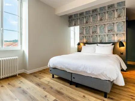 Gîte écologique de luxe jusqu'à 13 pers avec spa, animaux acceptés, parking et WiFi aux Riceys - Photo 14