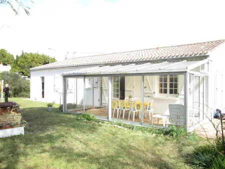 Maison de plain-pied avec jardin ombragé et animaux admis, proche mer et forêt - 6 pers - Photo 1