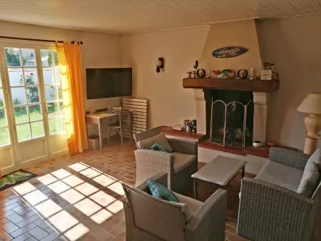 Maison de plain-pied avec jardin ombragé et animaux admis, proche mer et forêt - 6 pers - Photo 4