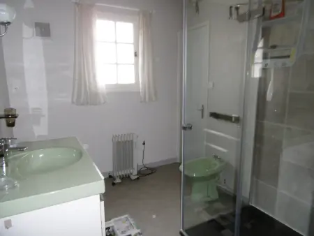 Maison de plain-pied avec jardin ombragé et animaux admis, proche mer et forêt - 6 pers - Photo 11