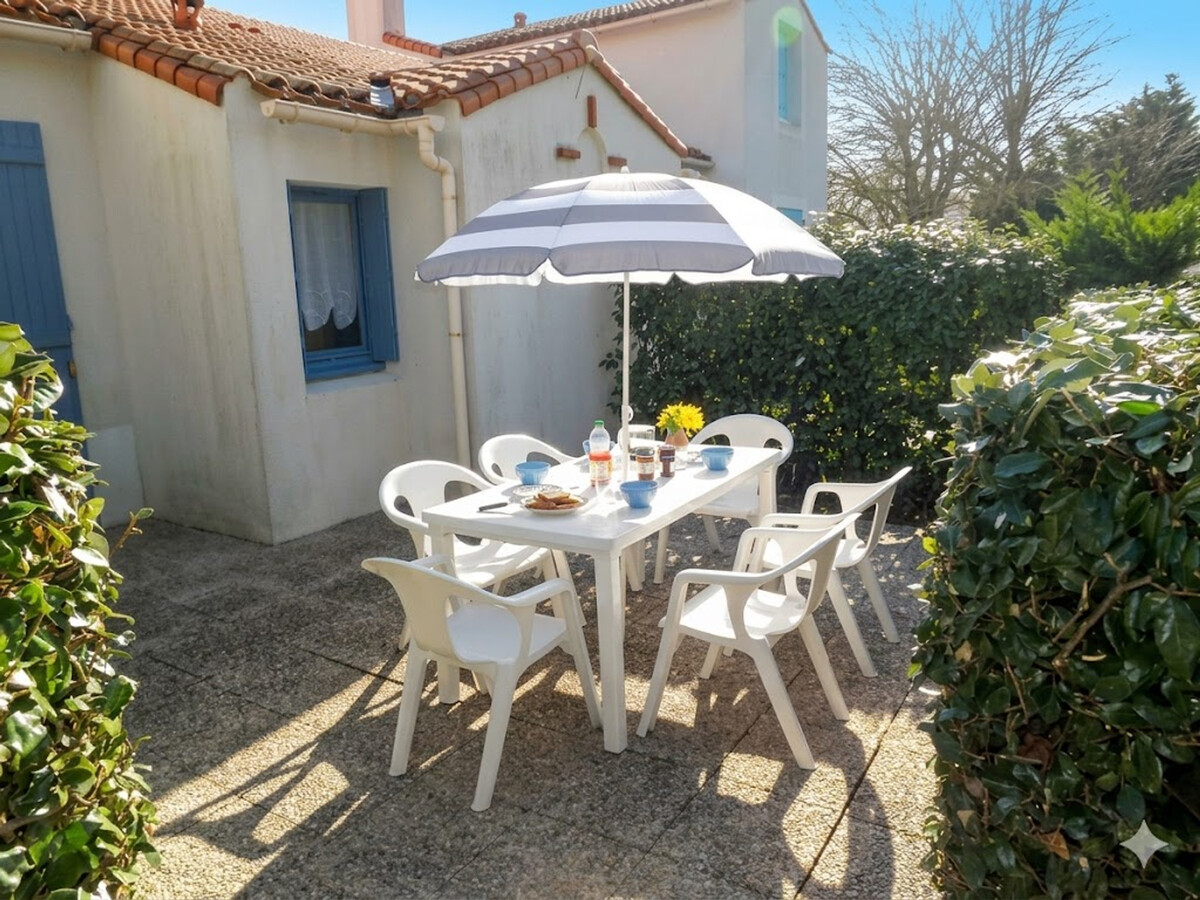 Maison mitoyenne 2 chambres à 400 m de la plage - Photo 1