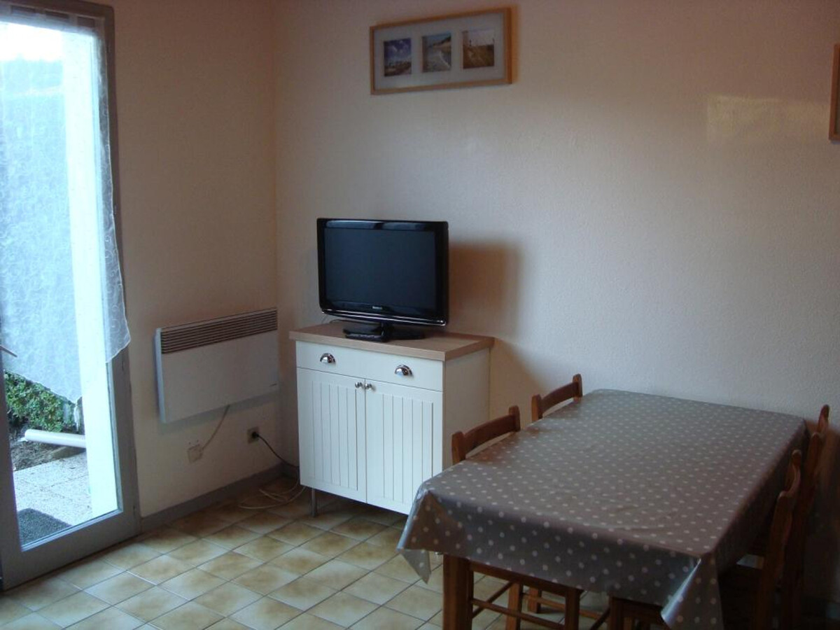 Maison mitoyenne 2 chambres à 400 m de la plage - Photo 4