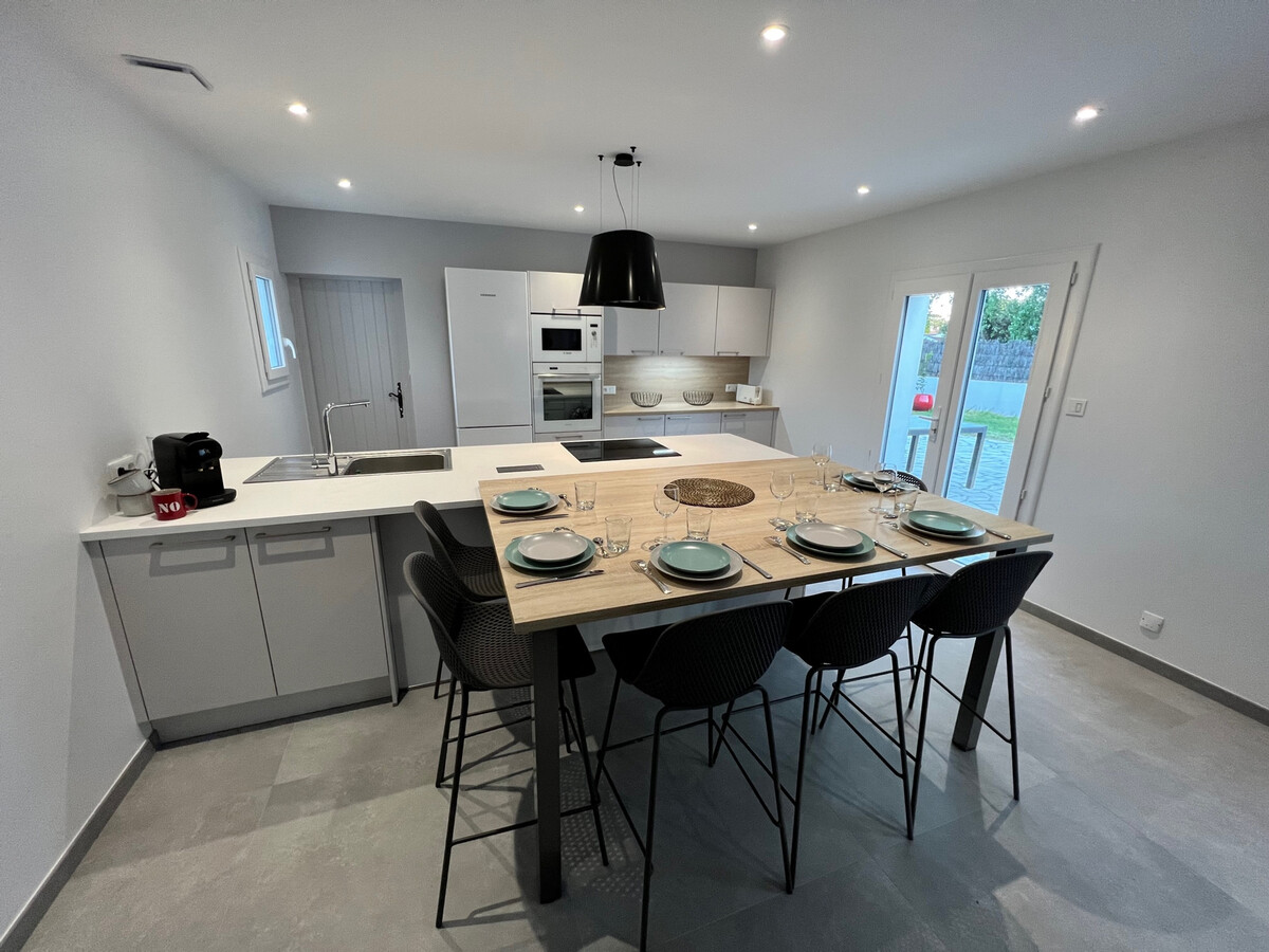 Maison 125m² rénovée 2023, 300m plage, 8 personnes - Photo 6