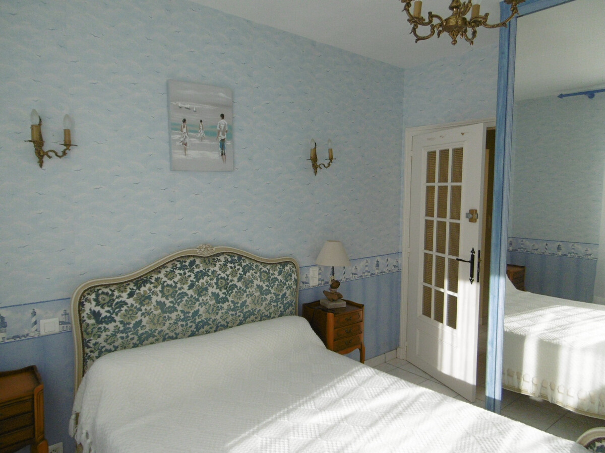 Maison 8 pers. plain-pied, forêt, 900m plage - Photo 9
