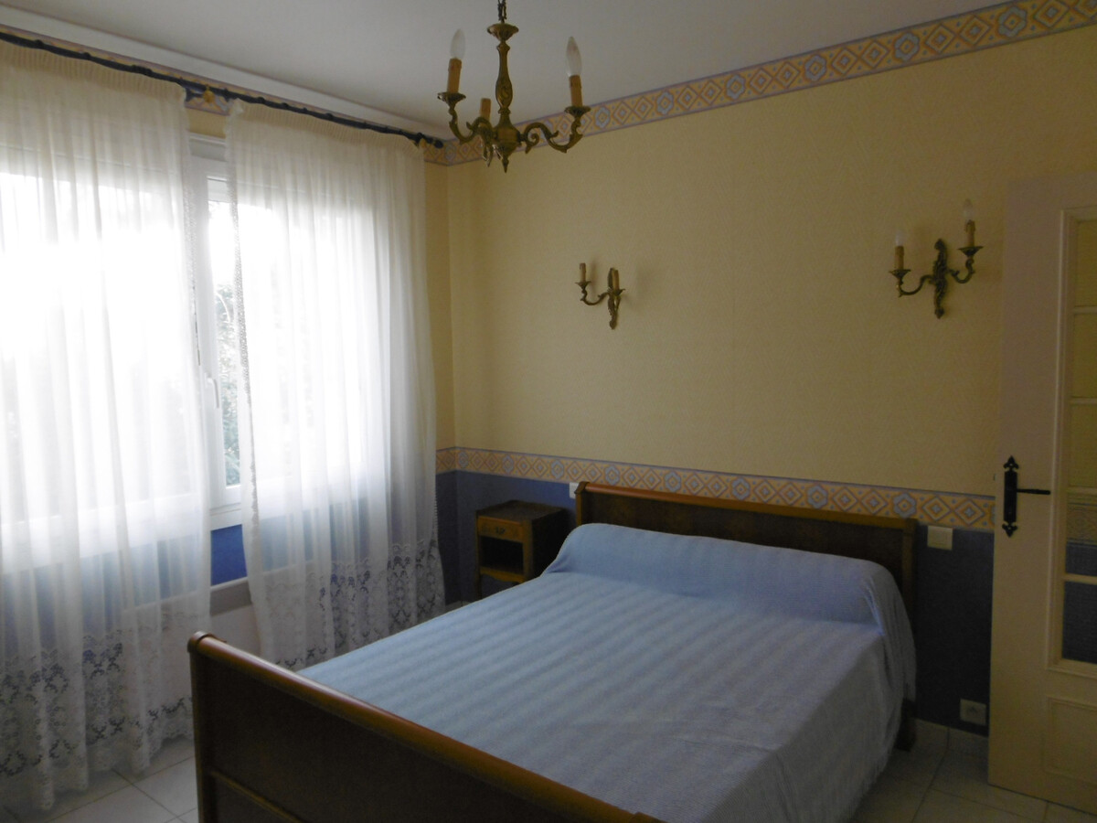 Maison 8 pers. plain-pied, forêt, 900m plage - Photo 12