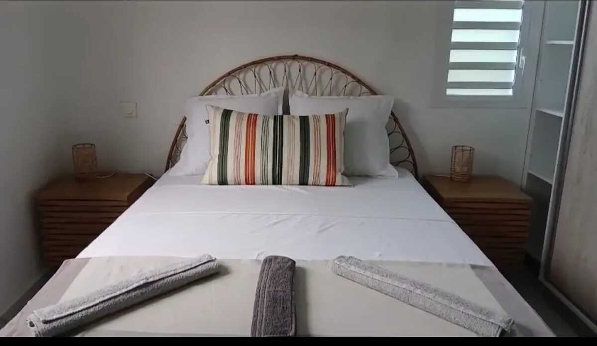 Maison 1 chambre avec jardin à Lamentin - Photo 7