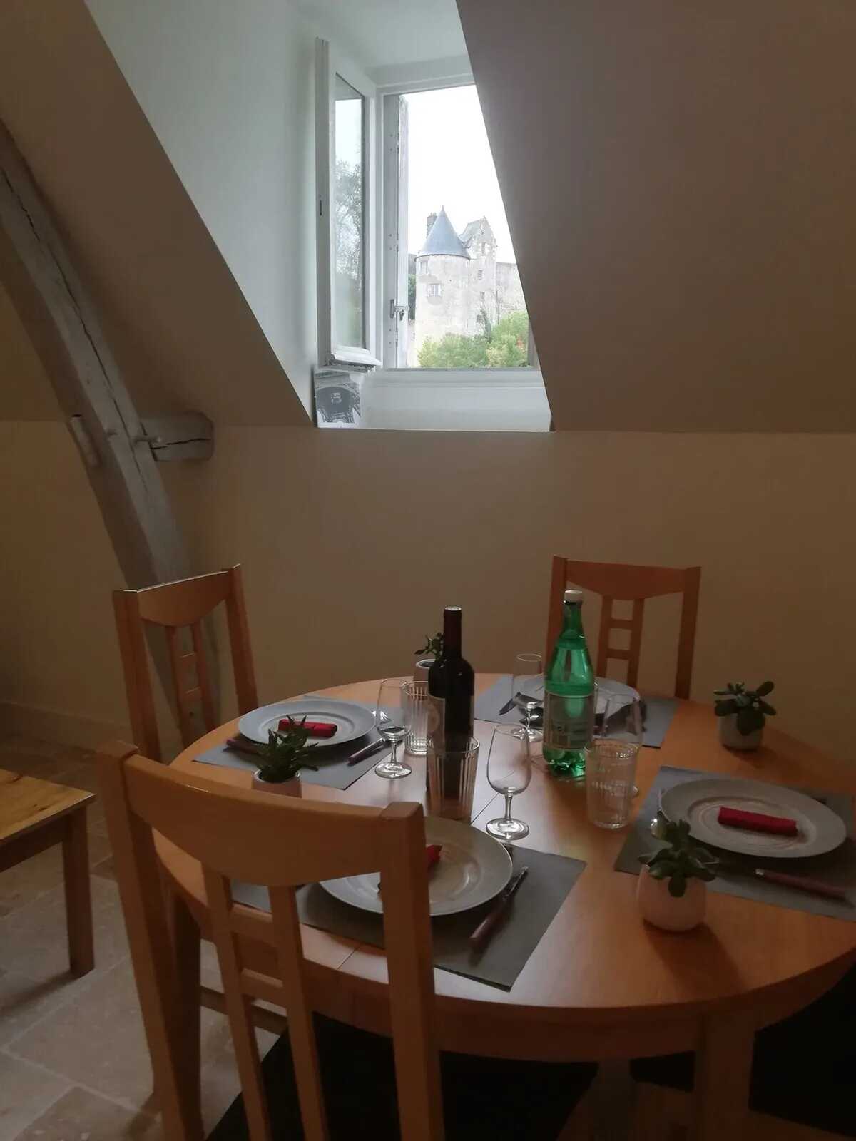 Appartement 60 m² à Luynes, terrasse et accès direct bus - Photo 3
