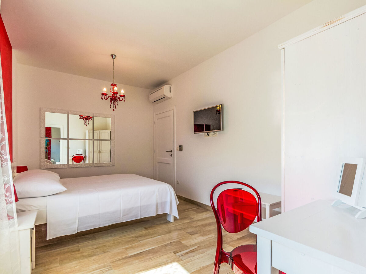 Villa L à Premantura : 5 chambres, piscine privée - Photo 12