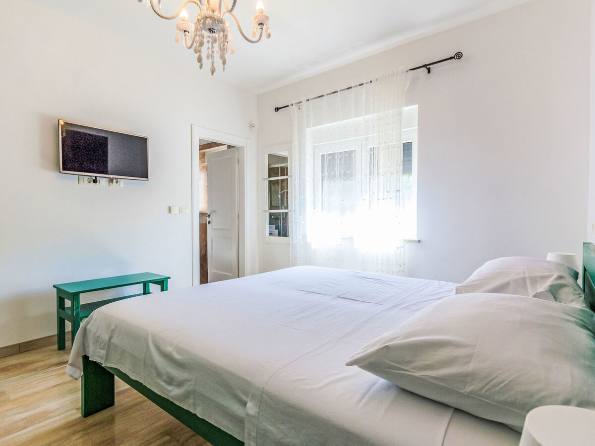 Villa L à Premantura : 5 chambres, piscine privée - Photo 30