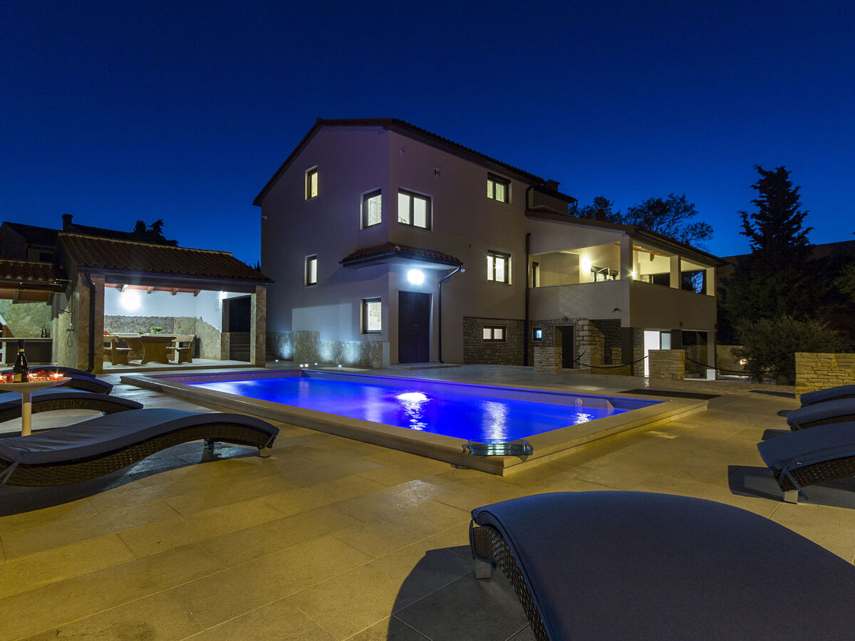 Villa L à Premantura : 5 chambres, piscine privée - Photo 57
