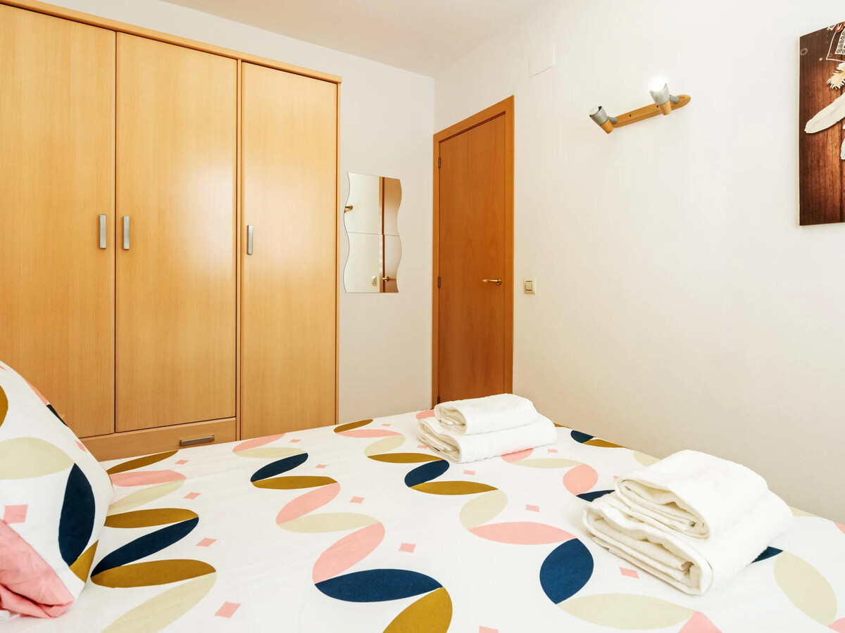 Appartement 6 pers. Roses : terrasse, barbecue & piscine - Photo 12