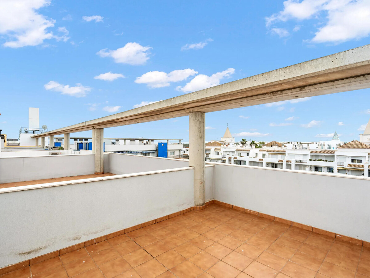Appartement 6 pers. Roses : terrasse, barbecue & piscine - Photo 24