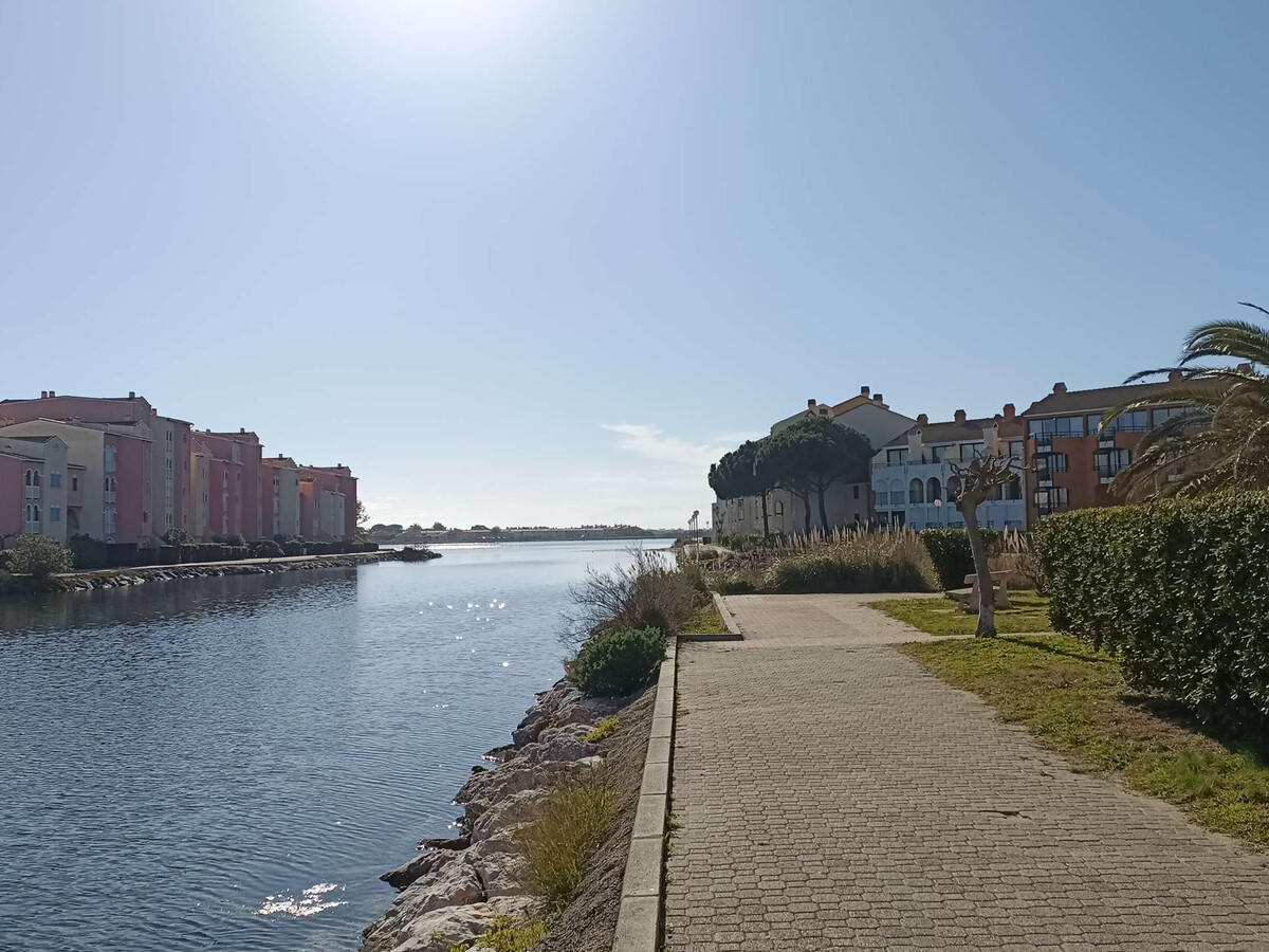 T3 climatisé avec terrasse et piscine au Barcarès - Photo 12