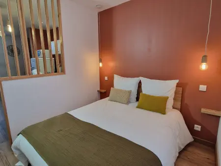 Studio rénové centre-ville Châteauroux avec parking : photo 9