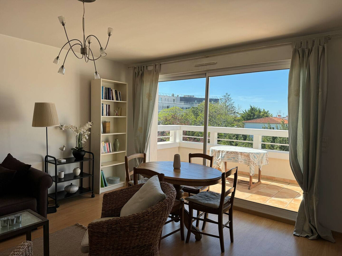 Appartement 47m² Royan - Balcon vue dégagée, parking privé - Photo 1