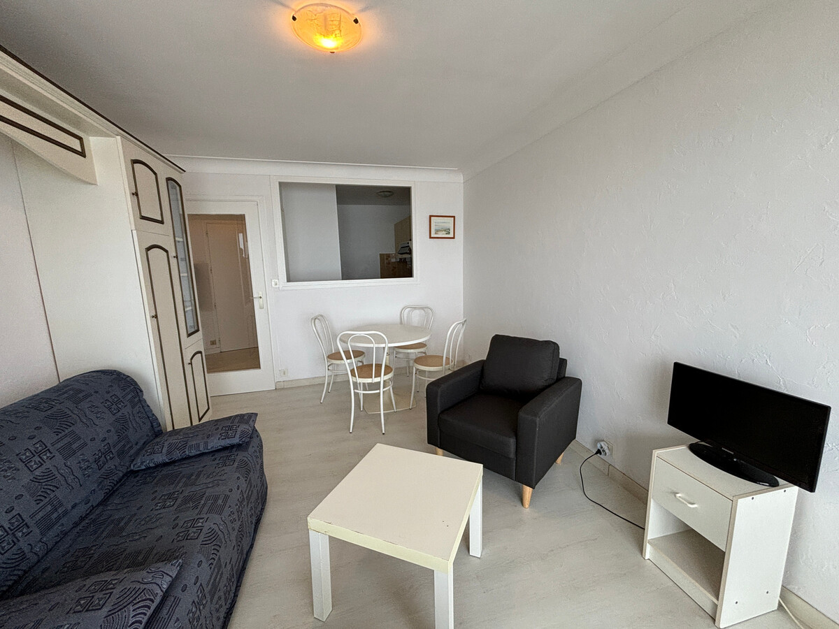 Studio face mer avec balcon, 6ème étage, Les Sables-d'Olonne - Photo 6