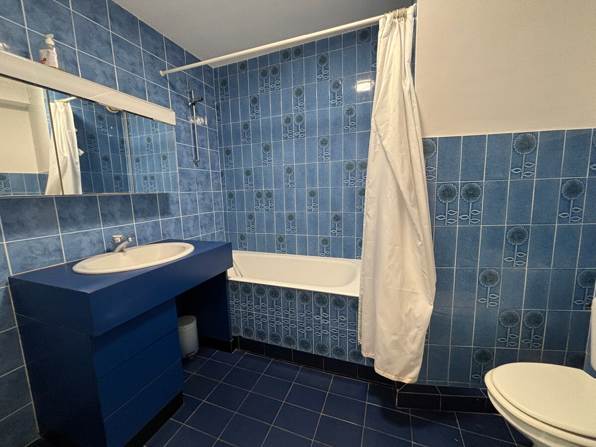 Studio face mer avec balcon, 6ème étage, Les Sables-d'Olonne - Photo 10