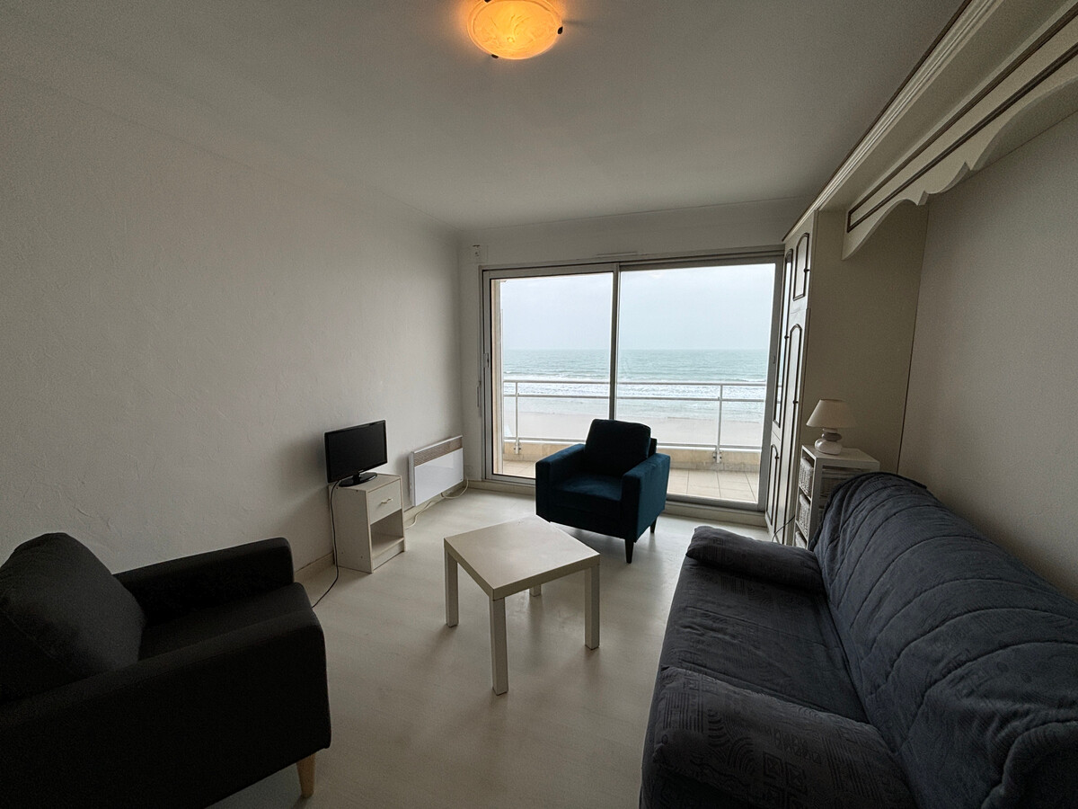 Studio face mer avec balcon, 6ème étage, Les Sables-d'Olonne - Photo 11