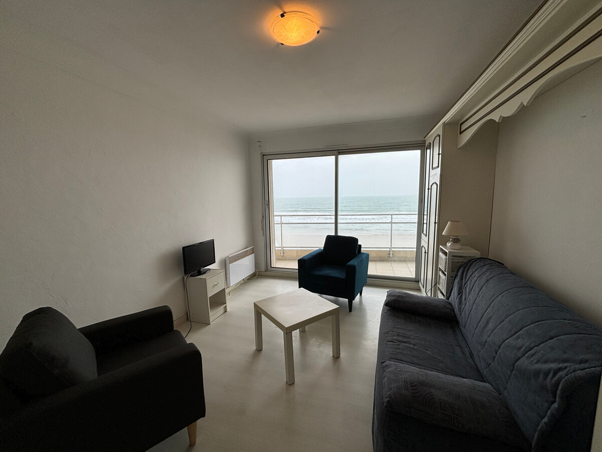Studio face mer avec balcon, 6ème étage, Les Sables-d'Olonne - Photo 12