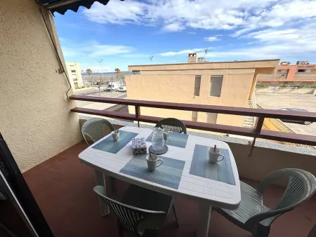 Location appartement à Port la Nouvelle, Appartement 2 pièces cabine, proche plage, balcon