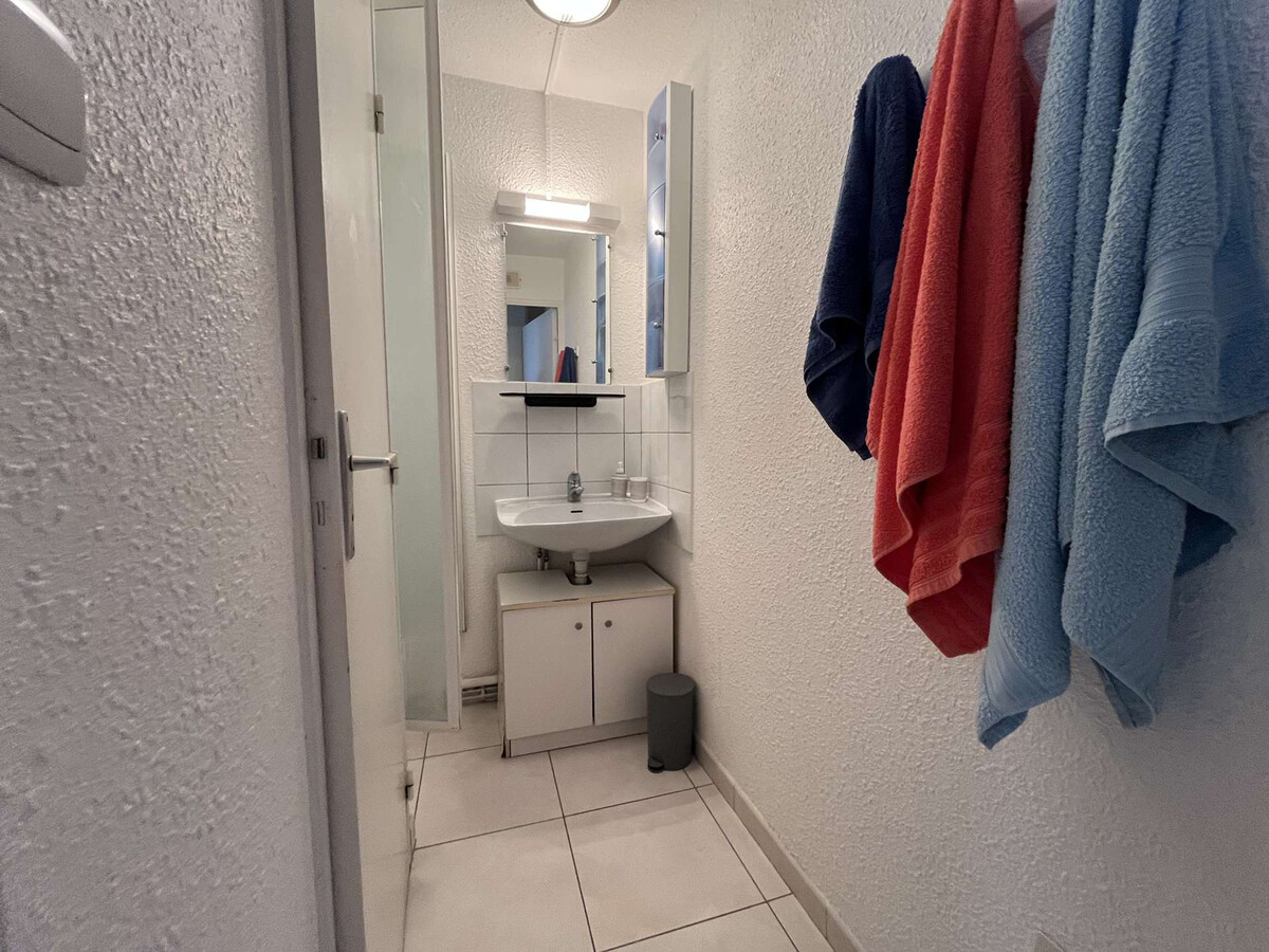Appt 2 pièces Cap d'Agde, parking et piscine - Photo 12