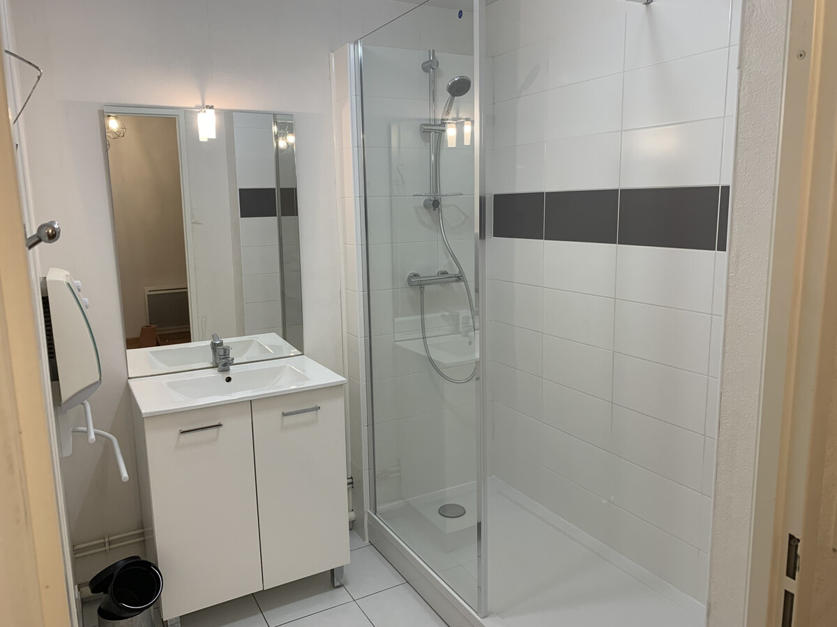 Appartement moderne vue mer, balcon ouest à Fort-Mahon - Photo 8