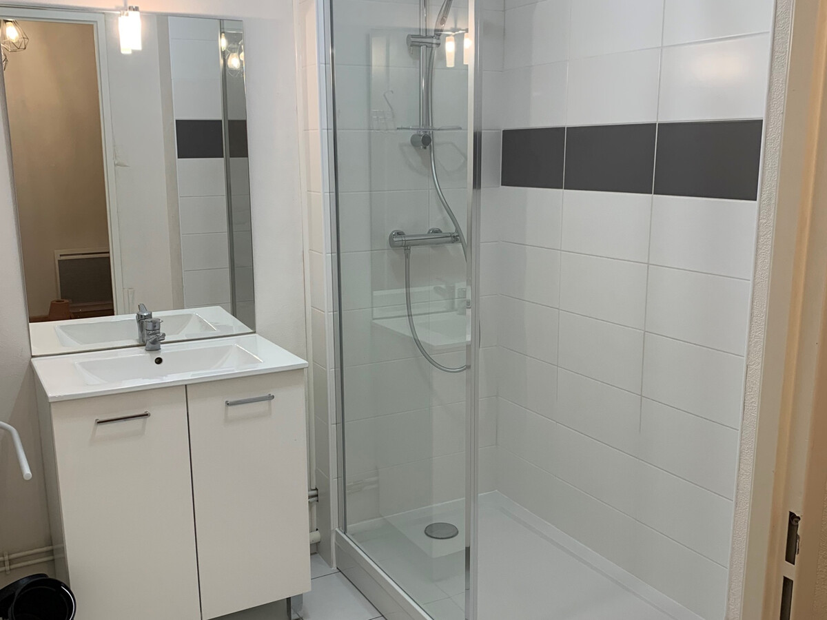 Appartement moderne vue mer, balcon ouest à Fort-Mahon - Photo 10