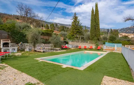 Maison 6 chambres avec piscine privée à Peymeinade : photo 10