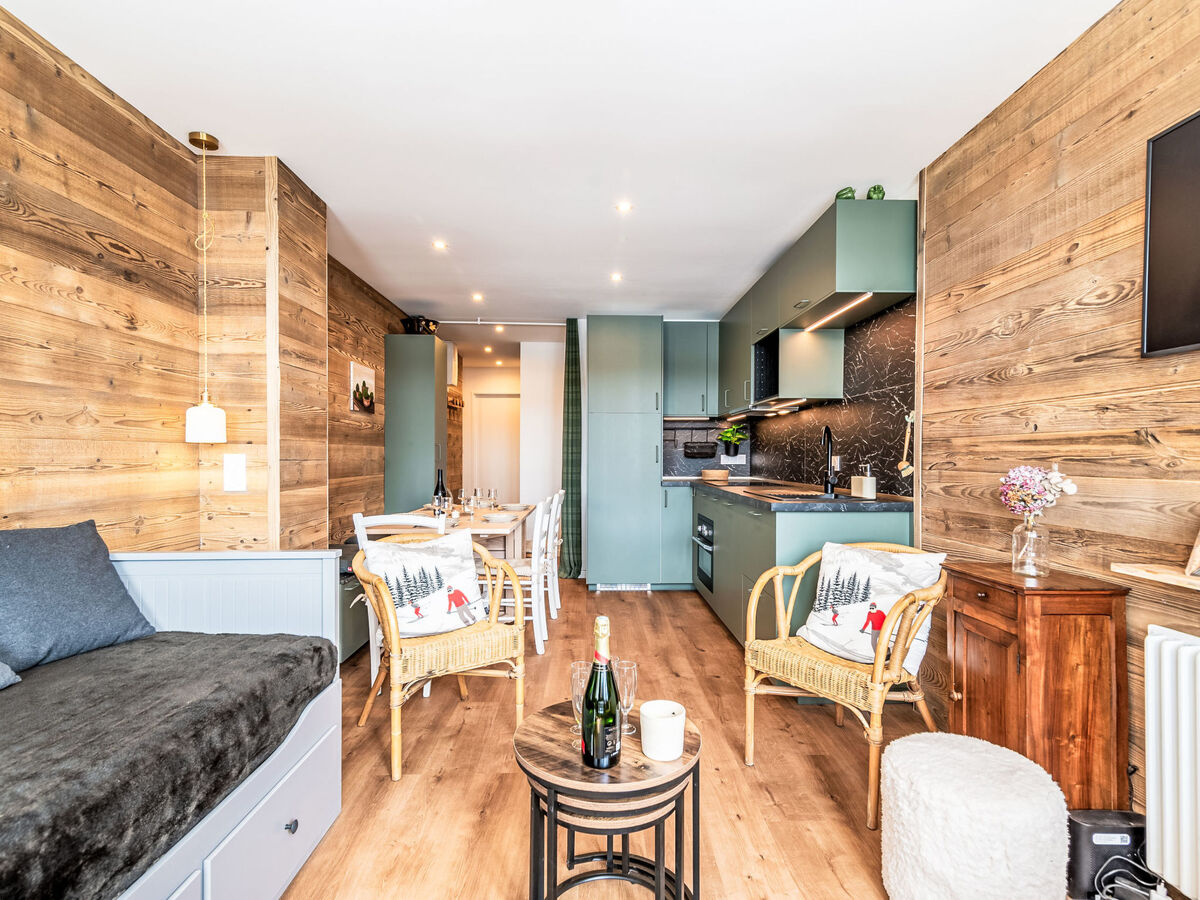 Apt 3 pièces rénové 2024 à Tignes, vue montagne - Photo 2