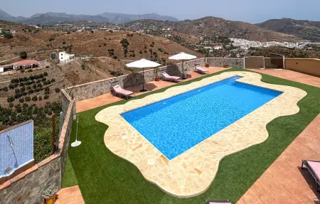 Maison 3 chambres avec piscine privée à Torrox : photo 10