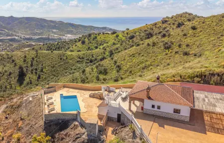 Maison 3 chambres avec piscine privée à Torrox : photo 11