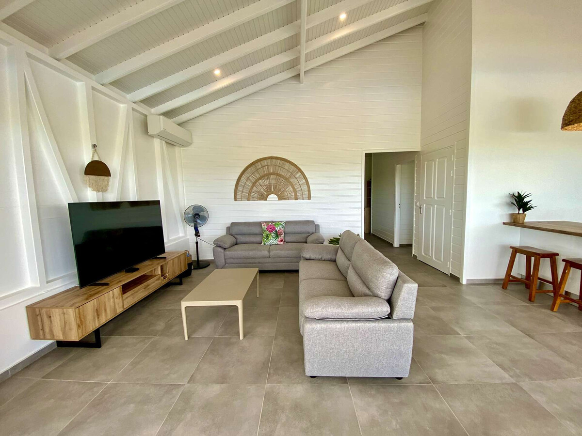 Villa neuve au Marin avec piscine privée et terrasse couverte - Photo 6