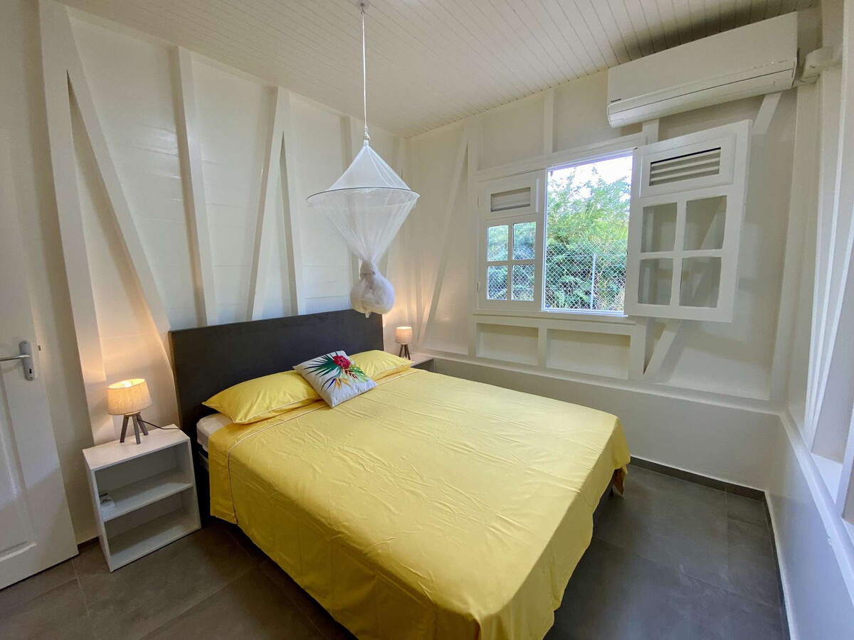 Villa neuve au Marin avec piscine privée et terrasse couverte - Photo 8
