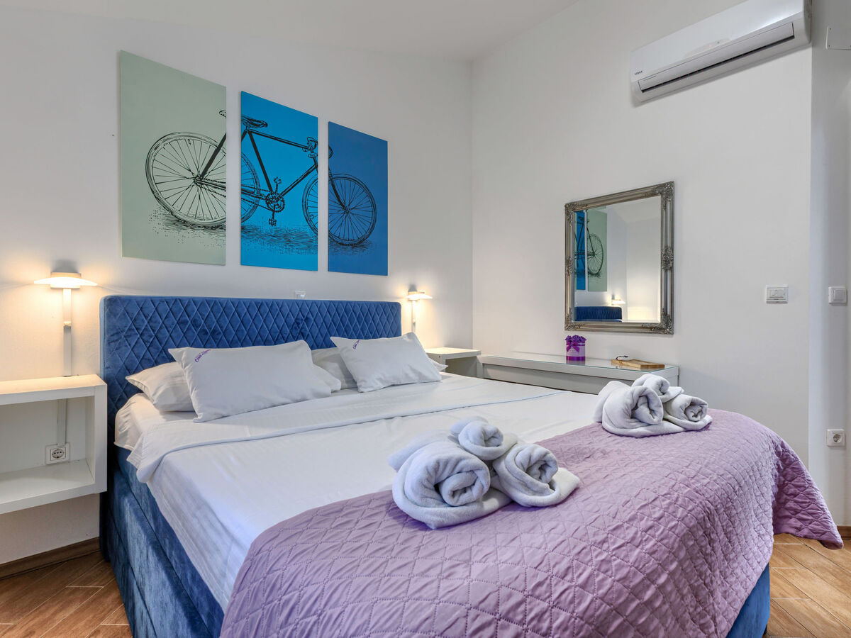 Manera, maison 4 chambres avec piscine chauffée près de Pula - Photo 27