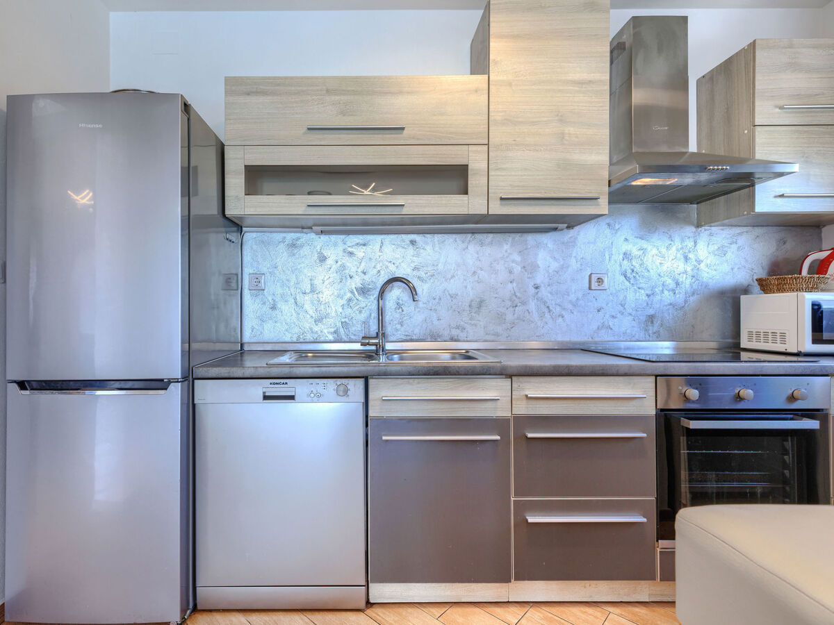 Manera, maison 4 chambres avec piscine chauffée près de Pula - Photo 30