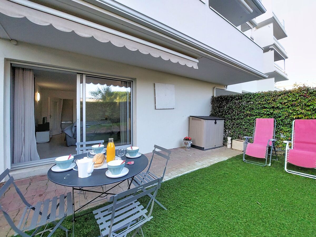 Apt 3 pièces rénové 2025, centre Royan à 700 m mer - Photo 1