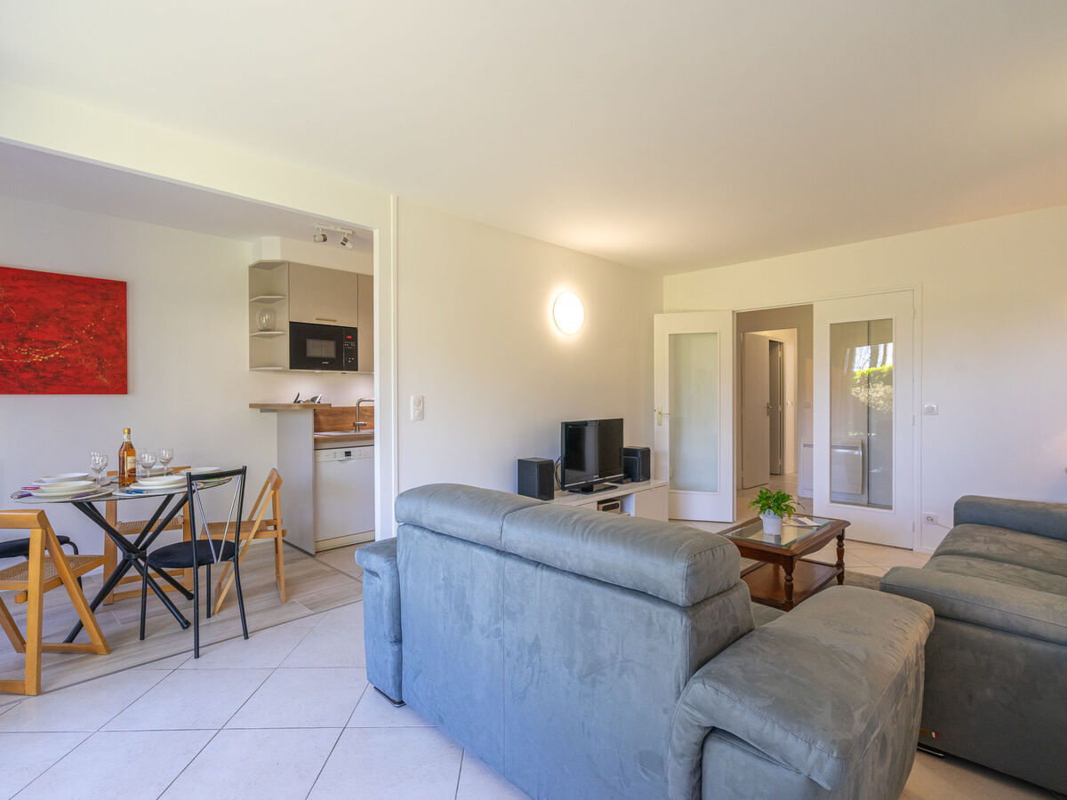 Apt 3 pièces rénové 2025, centre Royan à 700 m mer - Photo 8