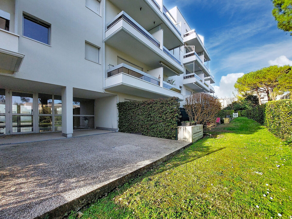 Apt 3 pièces rénové 2025, centre Royan à 700 m mer - Photo 31