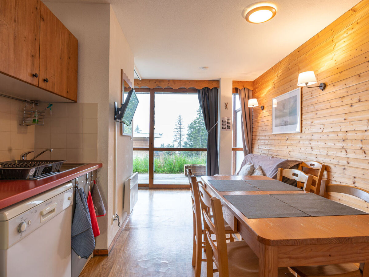 Studio 34 m² Chamrousse, 6 personnes à 300 m des pistes - Photo 3