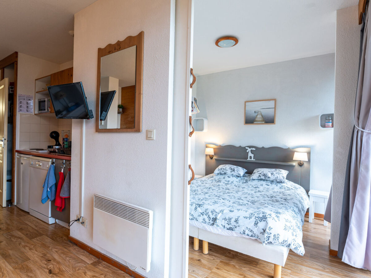 Studio 34 m² Chamrousse, 6 personnes à 300 m des pistes - Photo 8