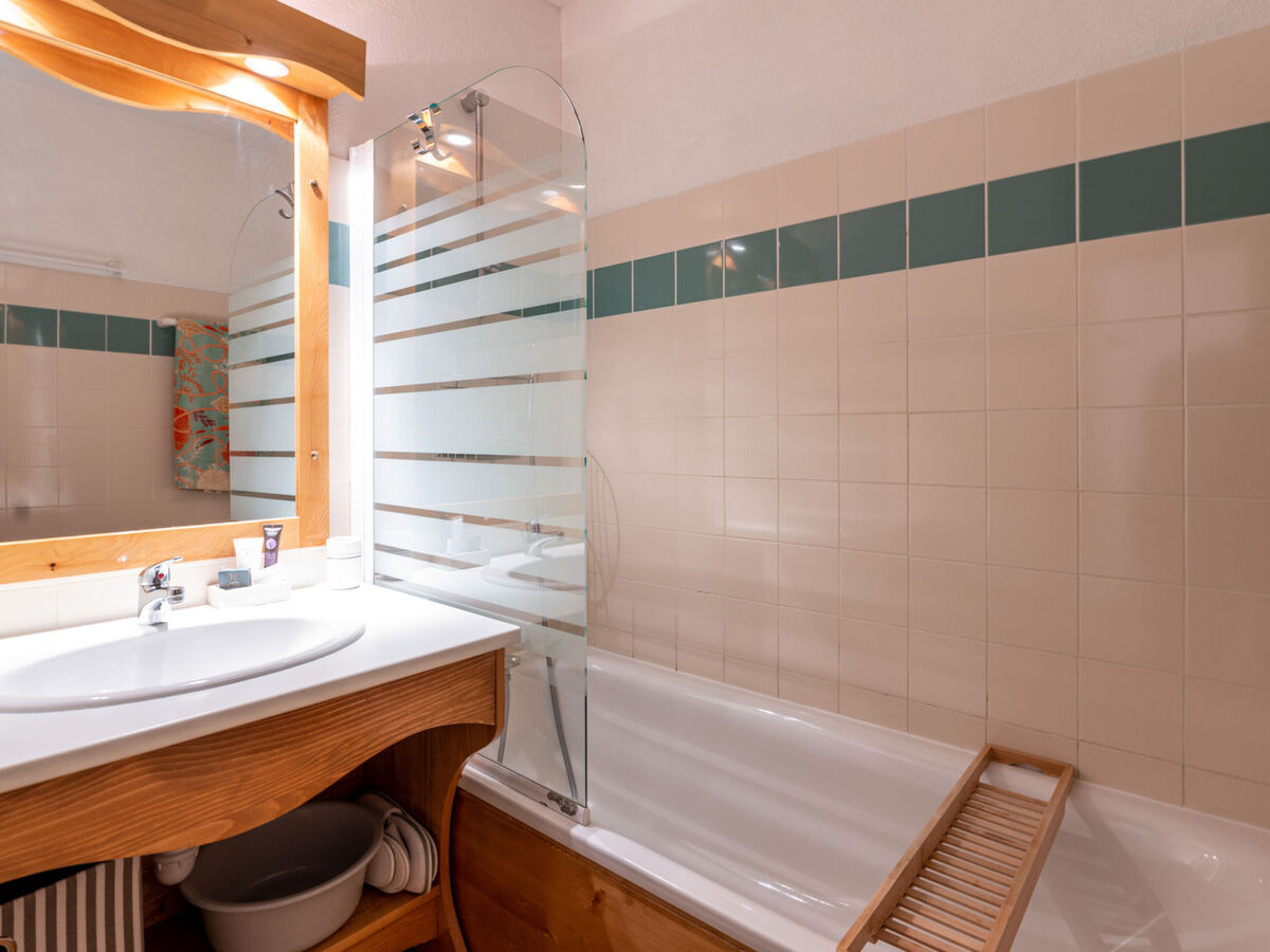 Studio 34 m² Chamrousse, 6 personnes à 300 m des pistes - Photo 10