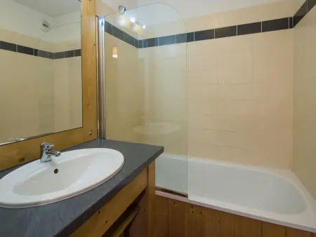 Appartement Bergerie – vue pistes, piscine, à 100 m des skis : photo 5