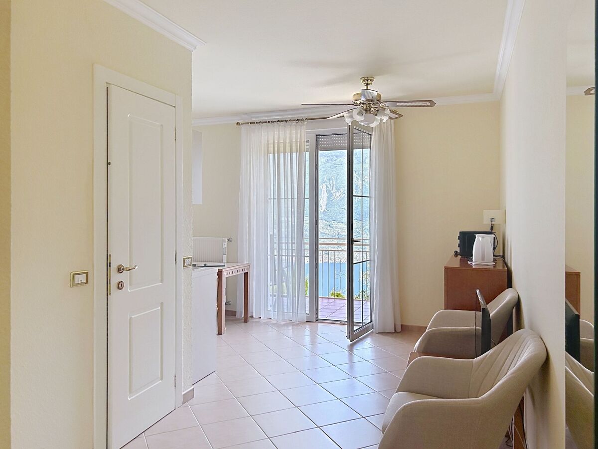 Piccola Italia, appartement vue lac à Tremosine - Photo 11