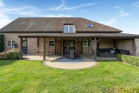 Location maison à Alken, Retraite de luxe avec des amis à quatre pattes