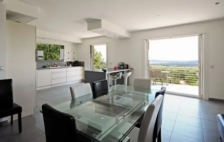 Maison 5 chambres avec piscine chauffée et jacuzzi à Rochefort-du-Gard : photo 5